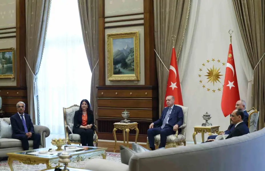 Cumhurbaşkanı Erdoğan, DEM Heyetini kabul etti