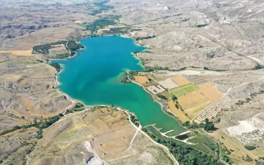Nevşehir’de 856 Bin yavru sazan balığı sularla buluştu