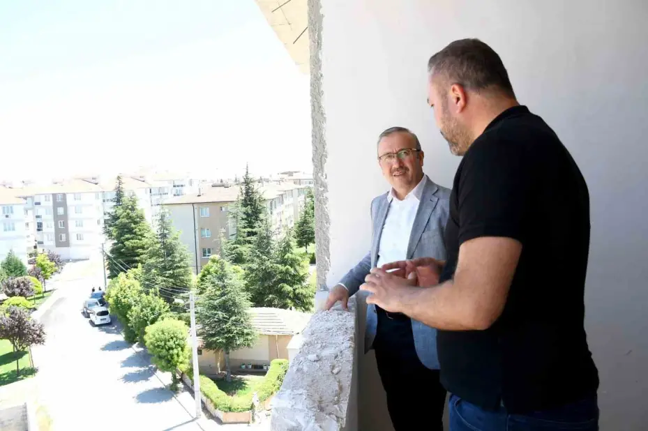 Emek Anadolu Lisesi yükseliyor