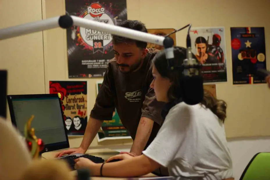 Radyo A’da yeni bilgiler yayında