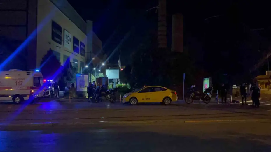 Eskişehir’de ticari taksi ile Motorize Yunus Timi’nin karıştığı kazada 2 polis yaralandı