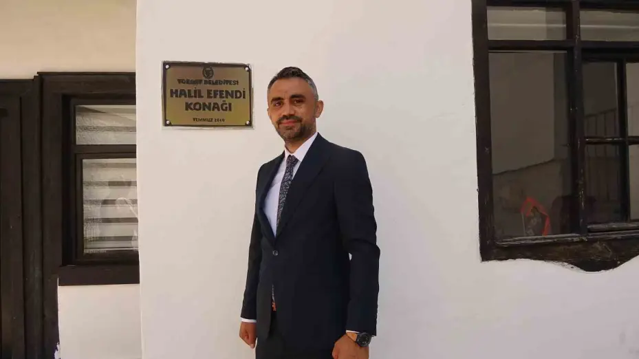 Her gün 600 kişiye sıcak yemek, 60 kişiye ücretsiz berber hizmeti veriliyor