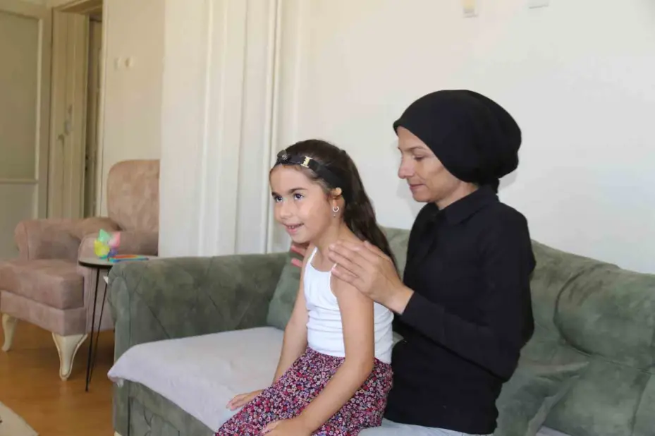 İHA’ya verdiği röportaj sonrası minik Zeynep’e ilk yardım elini Doç. Dr. Akdağ uzattı