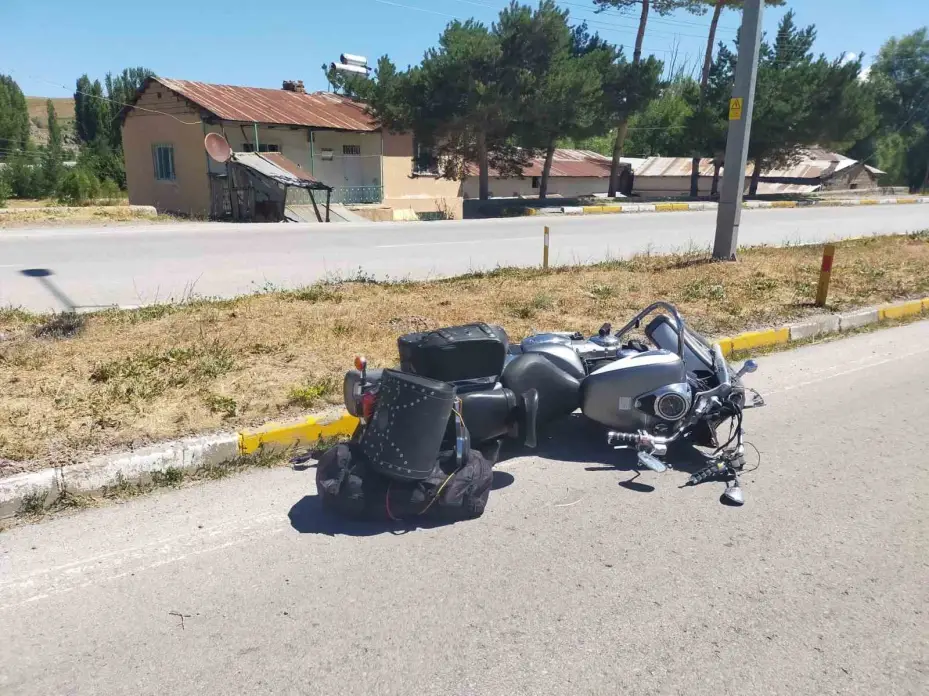 Motosikletin çarptığı yaya hayatını kaybetti