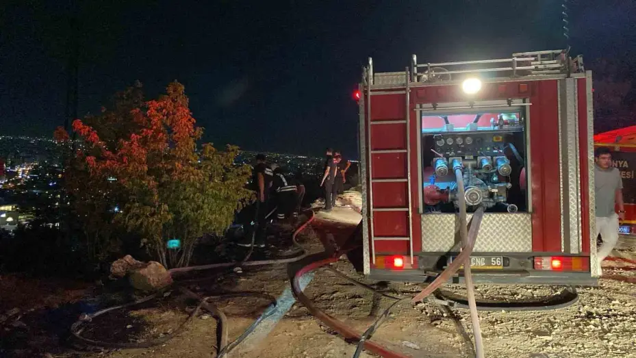 Konya’da havai fişek atarak yangına sebep olan 3 şahıs gözaltına alındı