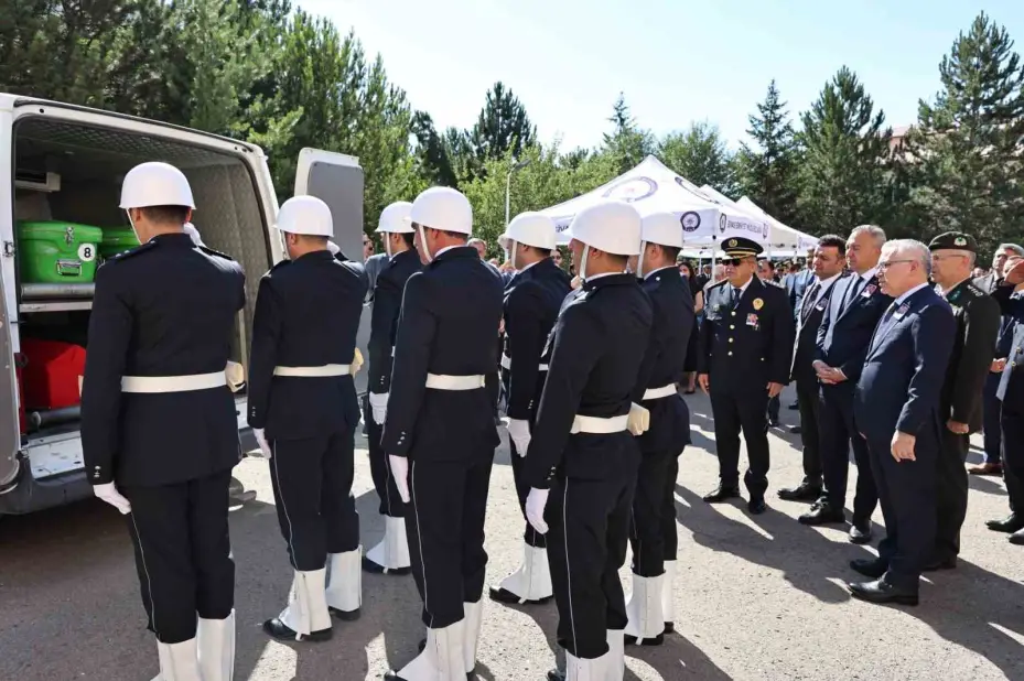 Sivas’ta vefat eden polis memuru için tören düzenlendi