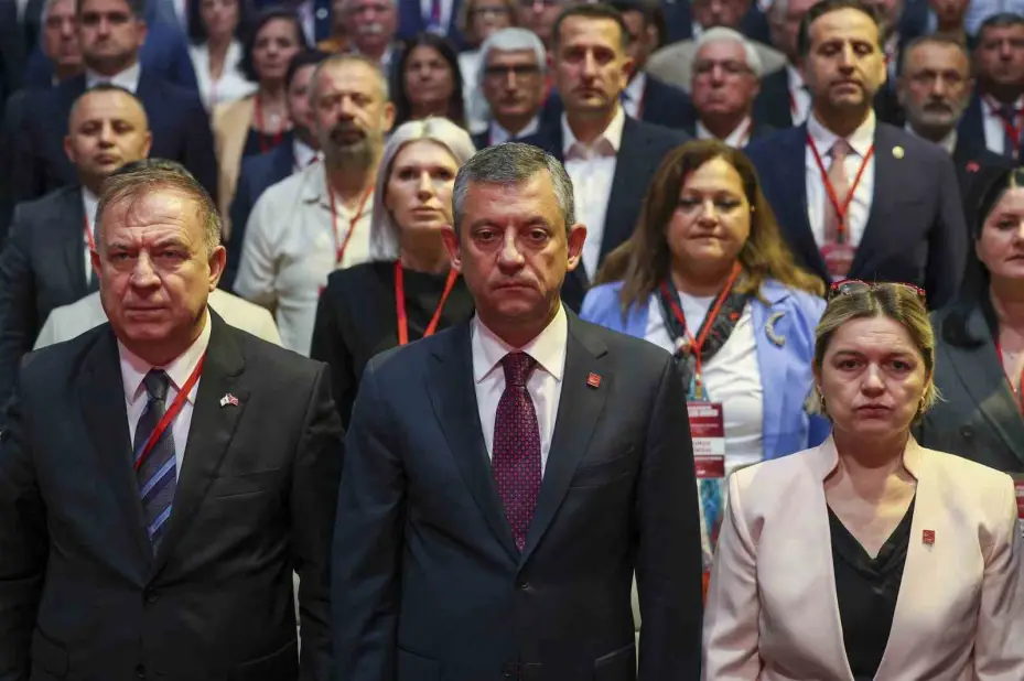 CHP Genel Başkanı Özel, Belediye Başkanları Toplantısı’na katıldı