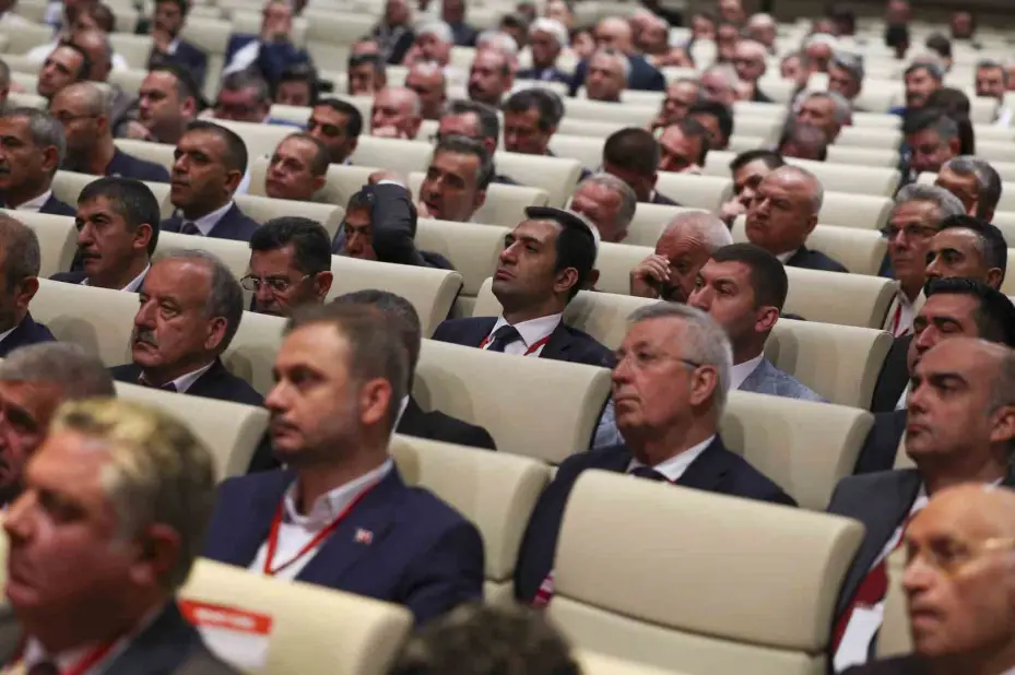 CHP Genel Başkanı Özel, Belediye Başkanları Toplantısı’na katıldı