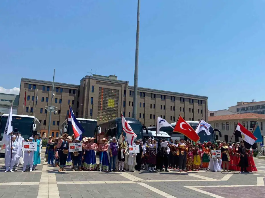 Vilayet Meydanı’nda festival etkinliği