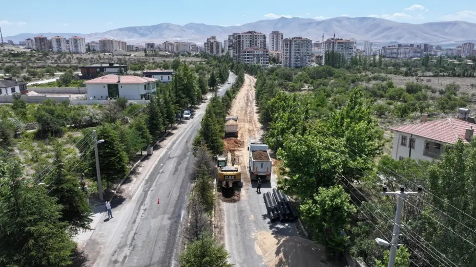 Niğde Belediyesi’nden şehir genelinde altyapı ve üstyapı seferberliği