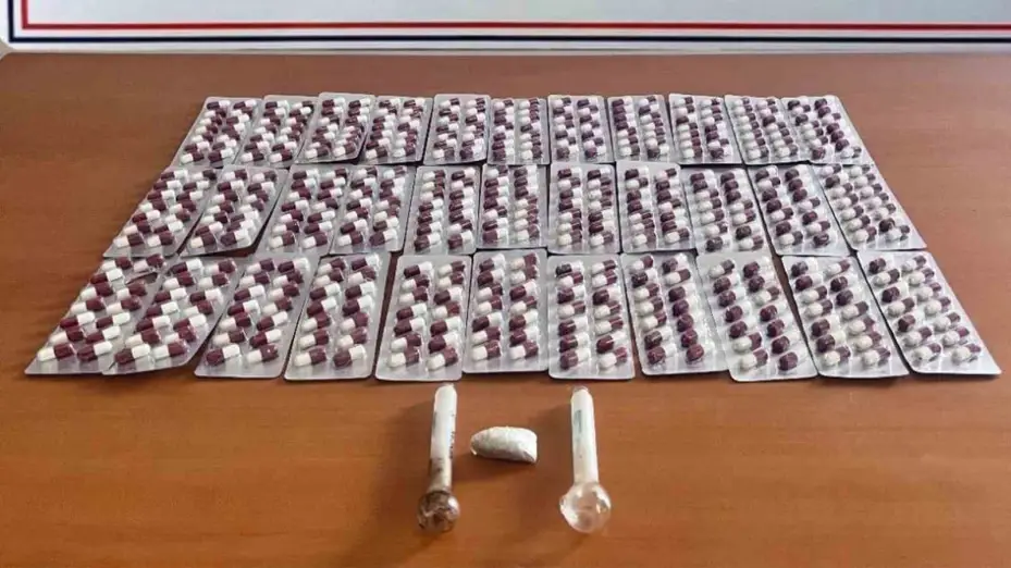 Kırıkkale’de uyuşturucu operasyonu: Yüzlerce hap ele geçirildi