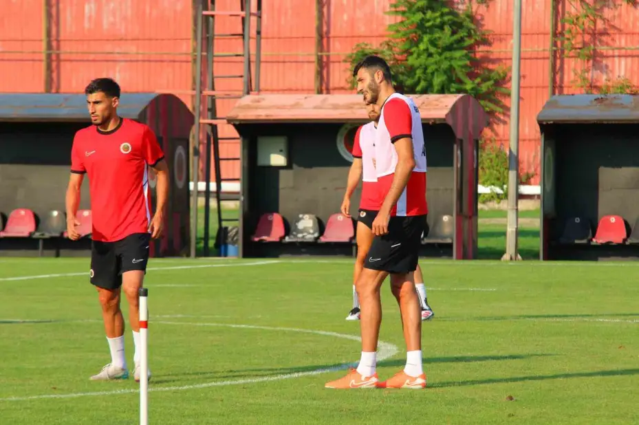 Gençlerbirliği, yeni sezon hazırlıklarını basına açtı