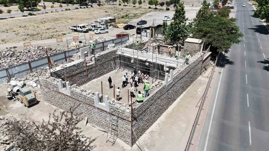 Başkan Büyükkılıç’tan Tasmakıran Camii restorasyon çalışmalarına yakın takip