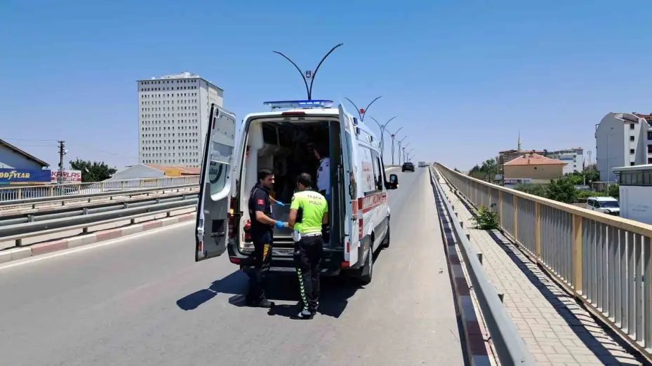 Karaman’da yola dökülen yağ kazaya neden oldu: 1 yaralı