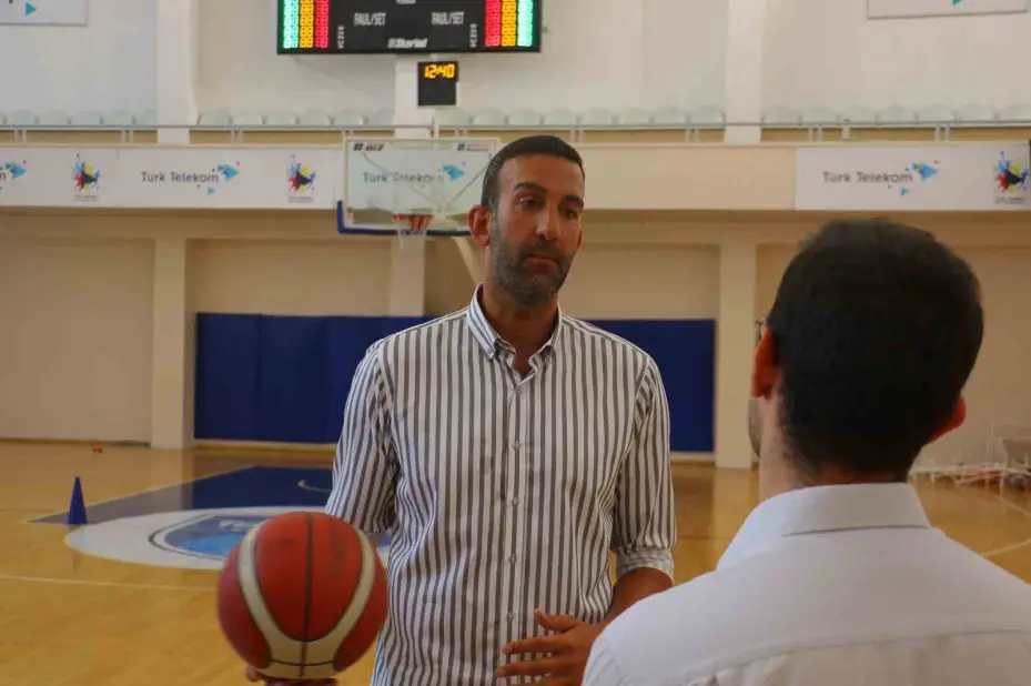 Adnan Önder Külçebaş: "Sağlıklı kaldığımız sürece takımımız yarışmacı olacaktır"