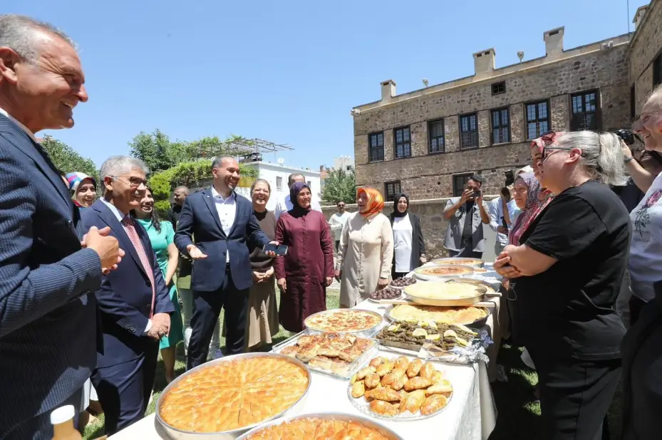 İç Anadolu Kadın Kooperatiflerinden bölgesel dayanışma hamlesi: Birlik Niğde’de kuruldu