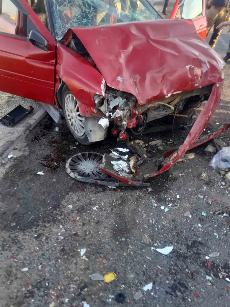 Ankara’da otomobil işçi servisine arkadan çarptı: 1 ölü, 12 yaralı