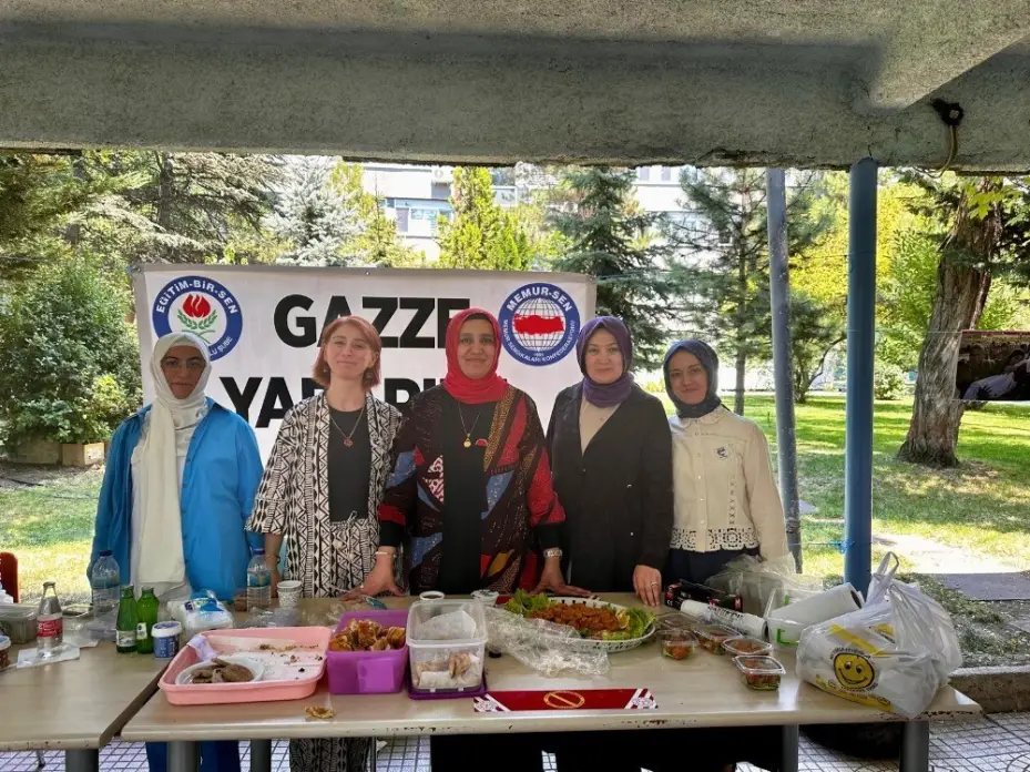 MEB yerleşkesinde Gazze yardım sergisi düzenlendi