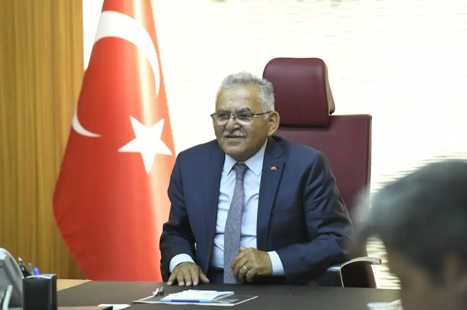 Başkan Büyükkılıç’tan 5 ilçe belediye başkanı ile ‘yatırım’ zirvesi
