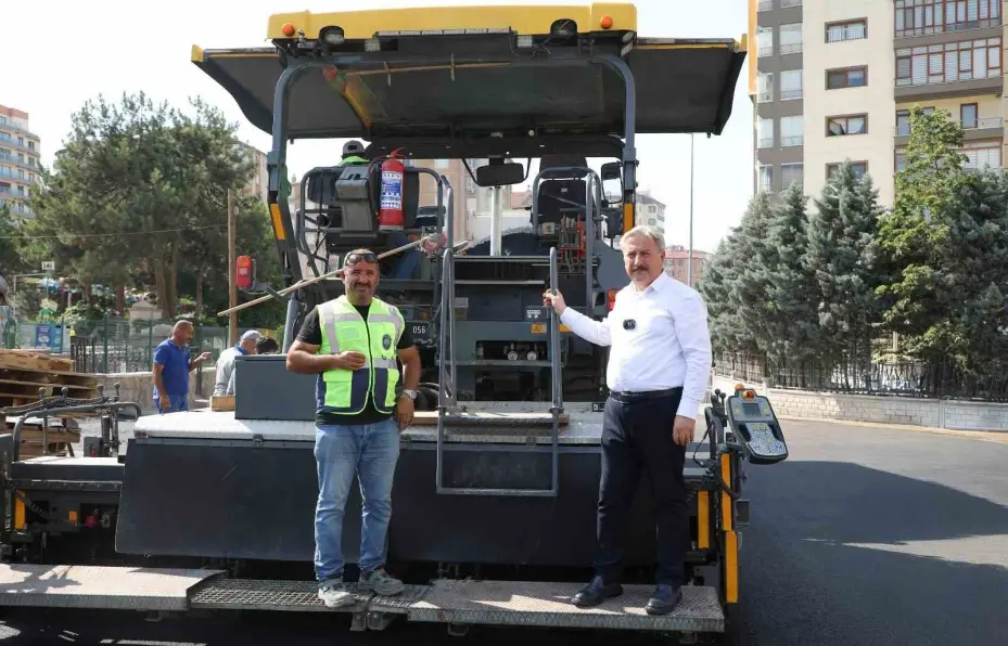 Melikgazi asfalt yatırımıyla mahallelere değer katmaya devam ediyor