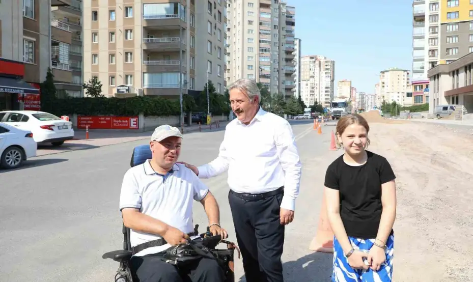 Melikgazi asfalt yatırımıyla mahallelere değer katmaya devam ediyor