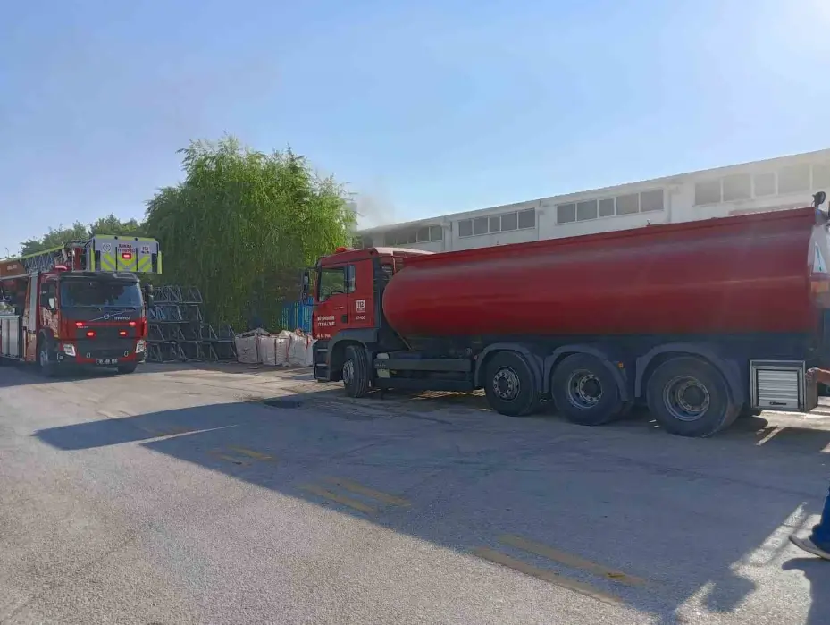 Ankara’da boya fabrikasındaki yangın kontrol altına alındı