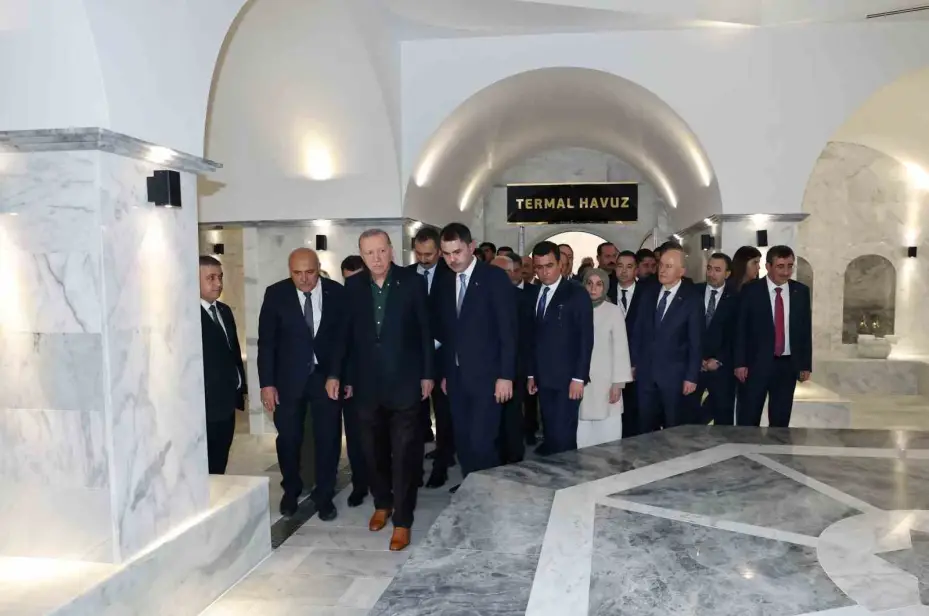 Cumhurbaşkanı Erdoğan: "Ankara’mızı hak ettiği ihtişama kavuşturmak için gece gündüz demeden çalışıyoruz"