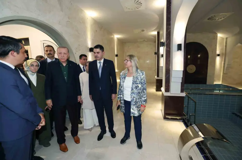 Cumhurbaşkanı Erdoğan: "Ankara’mızı hak ettiği ihtişama kavuşturmak için gece gündüz demeden çalışıyoruz"