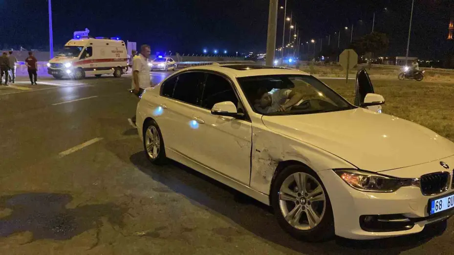 Aksaray’da hafif ticari araç otomobille çarpıştı: 1 yaralı