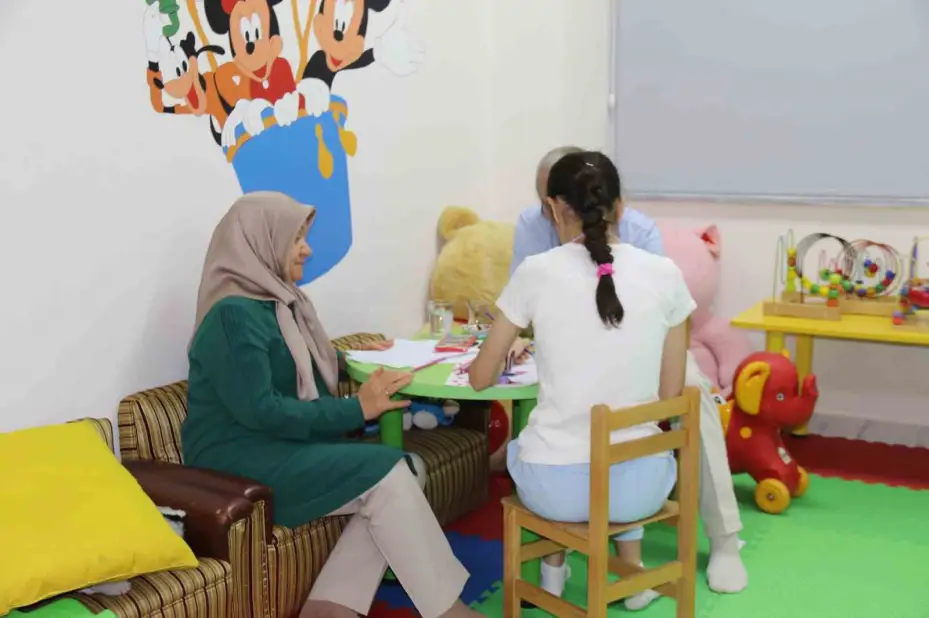 Koruyucu Ailesi oldukları çocuk sonradan ‘özel’ olduğu anlaşıldı, "Asla geri vermeyiz" dediler