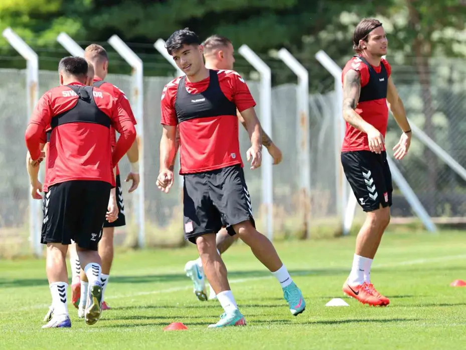 Sivasspor, yeni sezon hazırlıklarını sürdürdü