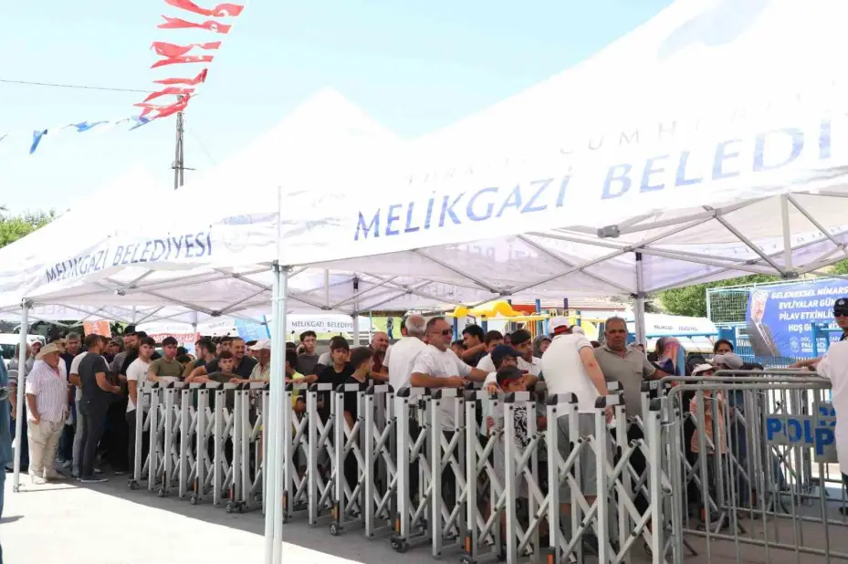 647. Mimarsinan Evliyalar Pilav Şenliği yapıldı