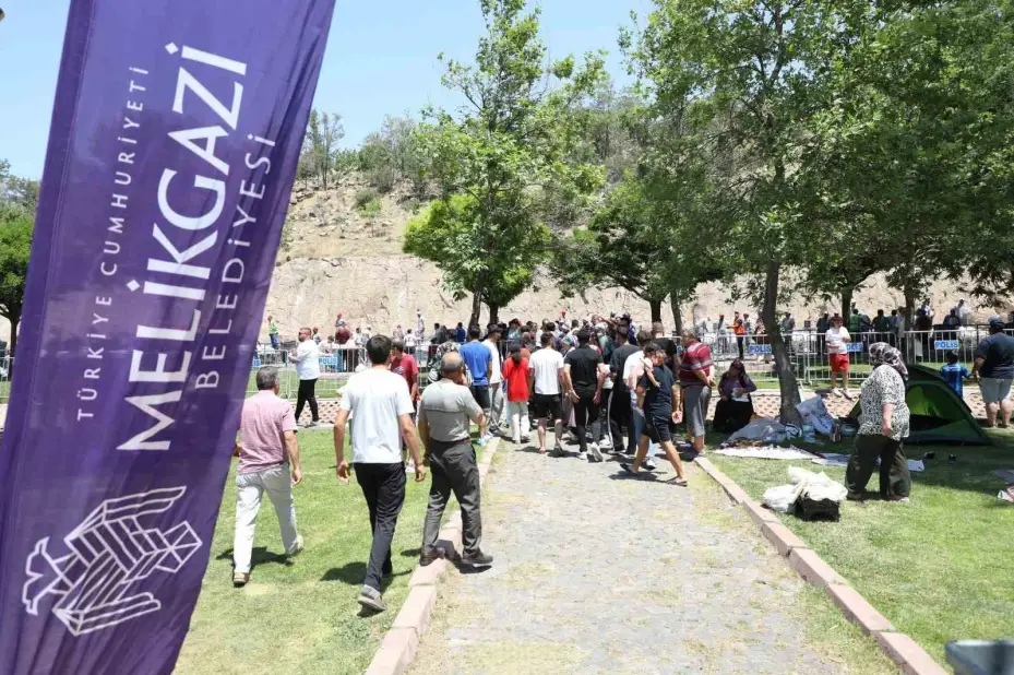 647. Mimarsinan Evliyalar Pilav Şenliği yapıldı