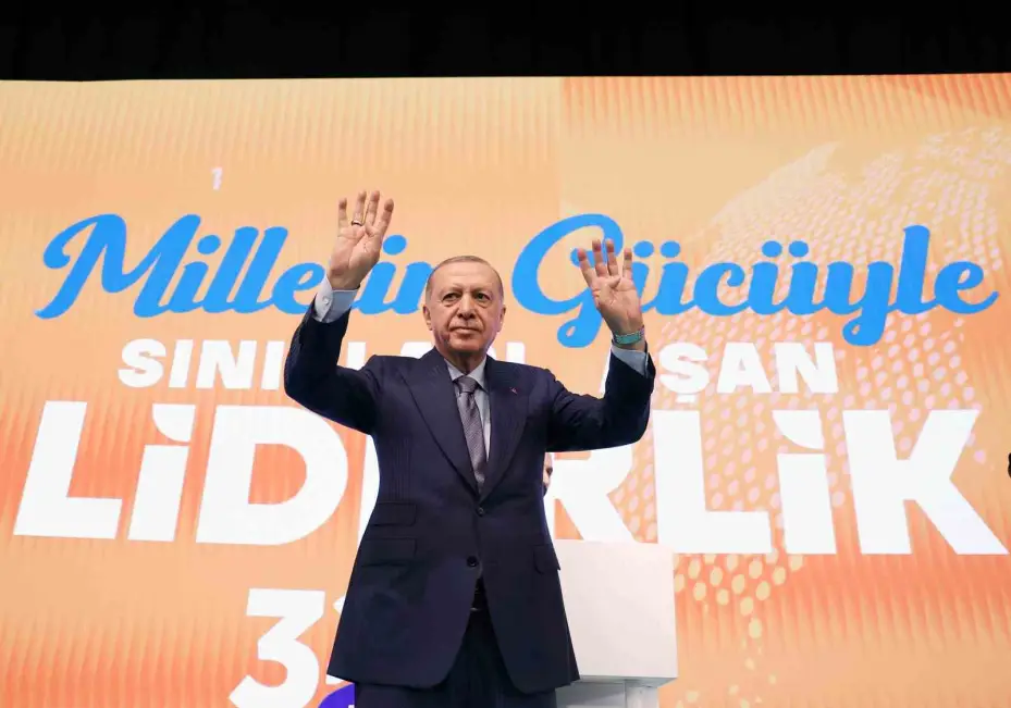 Cumhurbaşkanı Erdoğan: "Ülkemizin önünde yeni bir dönemin kapıları aralanıyor"