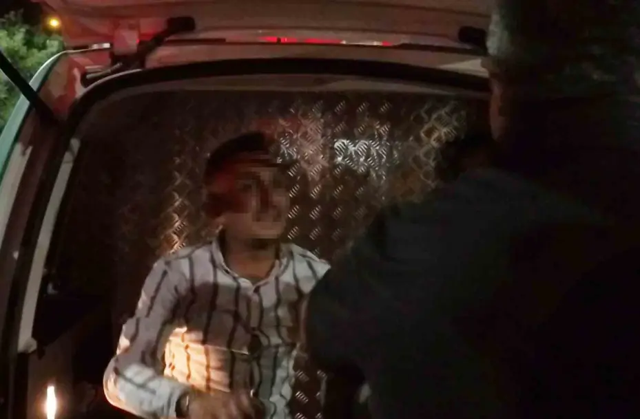Alkollü sürücü önce polise direnip zorluk çıkardı, sonra polis aracının camını kırdı
