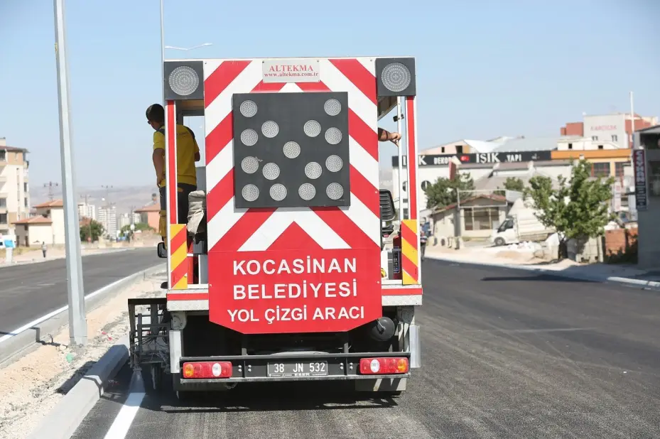Başkan Çolakbayrakdar: "Şehrimize yakışır 30 metrelik bulvarı hizmete açtık"