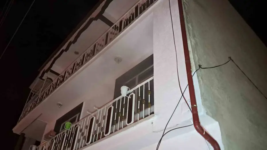 Karaman’da ev yangını korkuttu