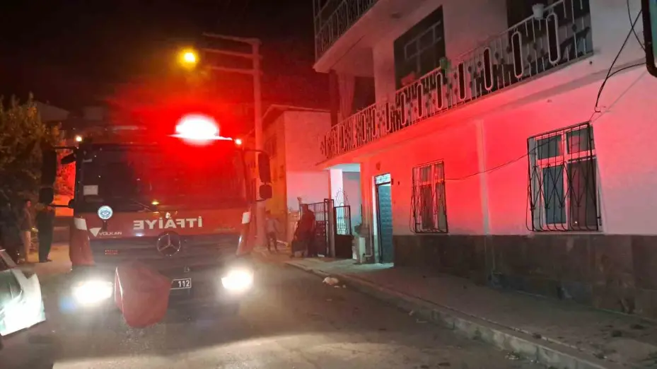 Karaman’da ev yangını korkuttu