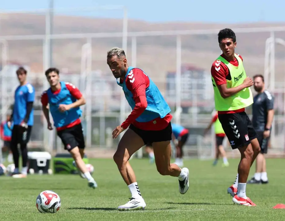 Sivasspor, ilk etap çalışmalarını tamamladı