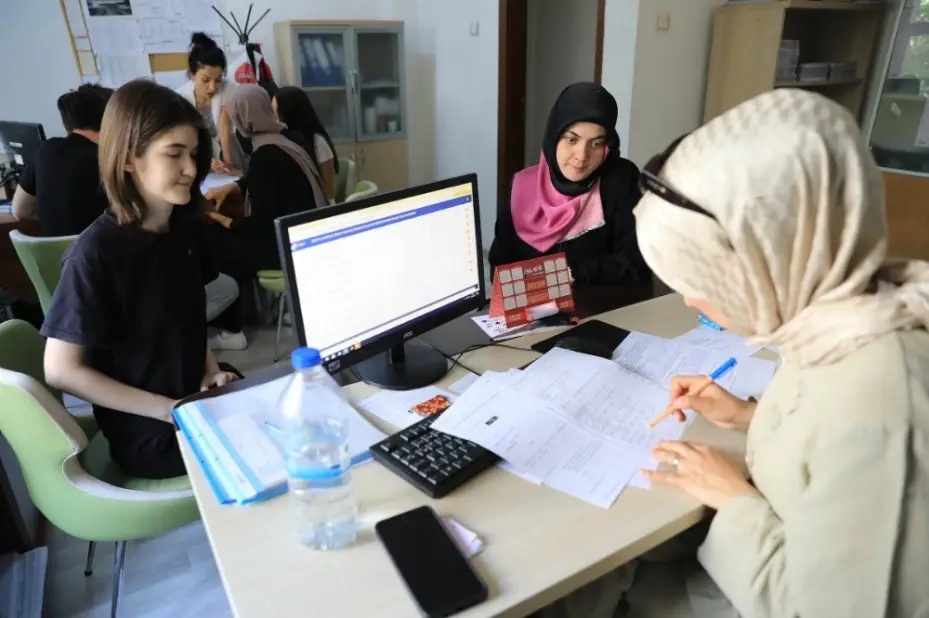 Keçiören Belediyesi’nden LGS öğrencilerine ücretsiz tercih desteği