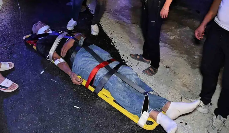 Alkollü ve ehliyetsiz sürücünün kontrolünden çıkan araç şarampole takla attı: 2 yaralı