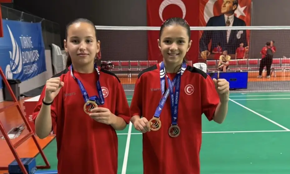 Badminton’da Kayseri’ye iki madalya