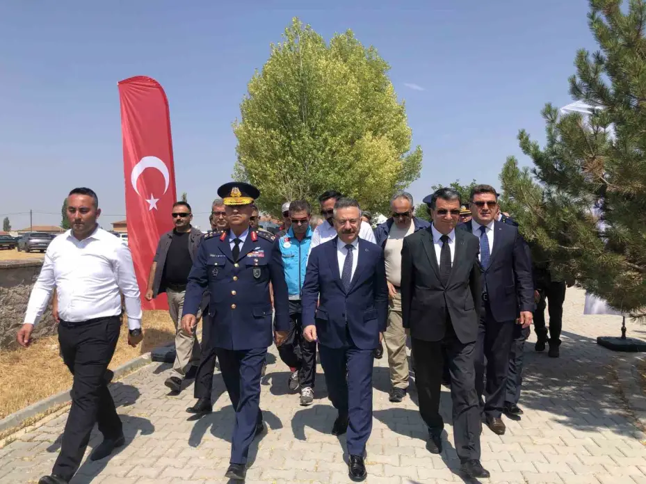 Şehit Fatih Dalgıç kabri başında dualarla anıldı