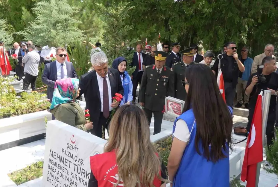 Tek erkek evladı doğum gününde şehit düşen baba: "Bu ihanet hiçbir zaman unutulmamalı"