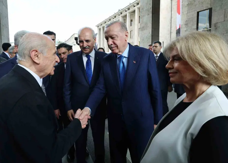 Cumhurbaşkanı Erdoğan: "Çok kutuplu dünyada Türkiye’miz yeni bir kutup başı olarak İnşallah hak ettiği yeri alacaktır"