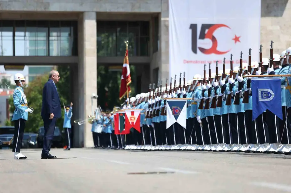 Cumhurbaşkanı Erdoğan: "Çok kutuplu dünyada Türkiye’miz yeni bir kutup başı olarak İnşallah hak ettiği yeri alacaktır"