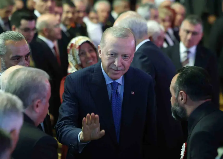 Cumhurbaşkanı Erdoğan: "Çok kutuplu dünyada Türkiye’miz yeni bir kutup başı olarak İnşallah hak ettiği yeri alacaktır"