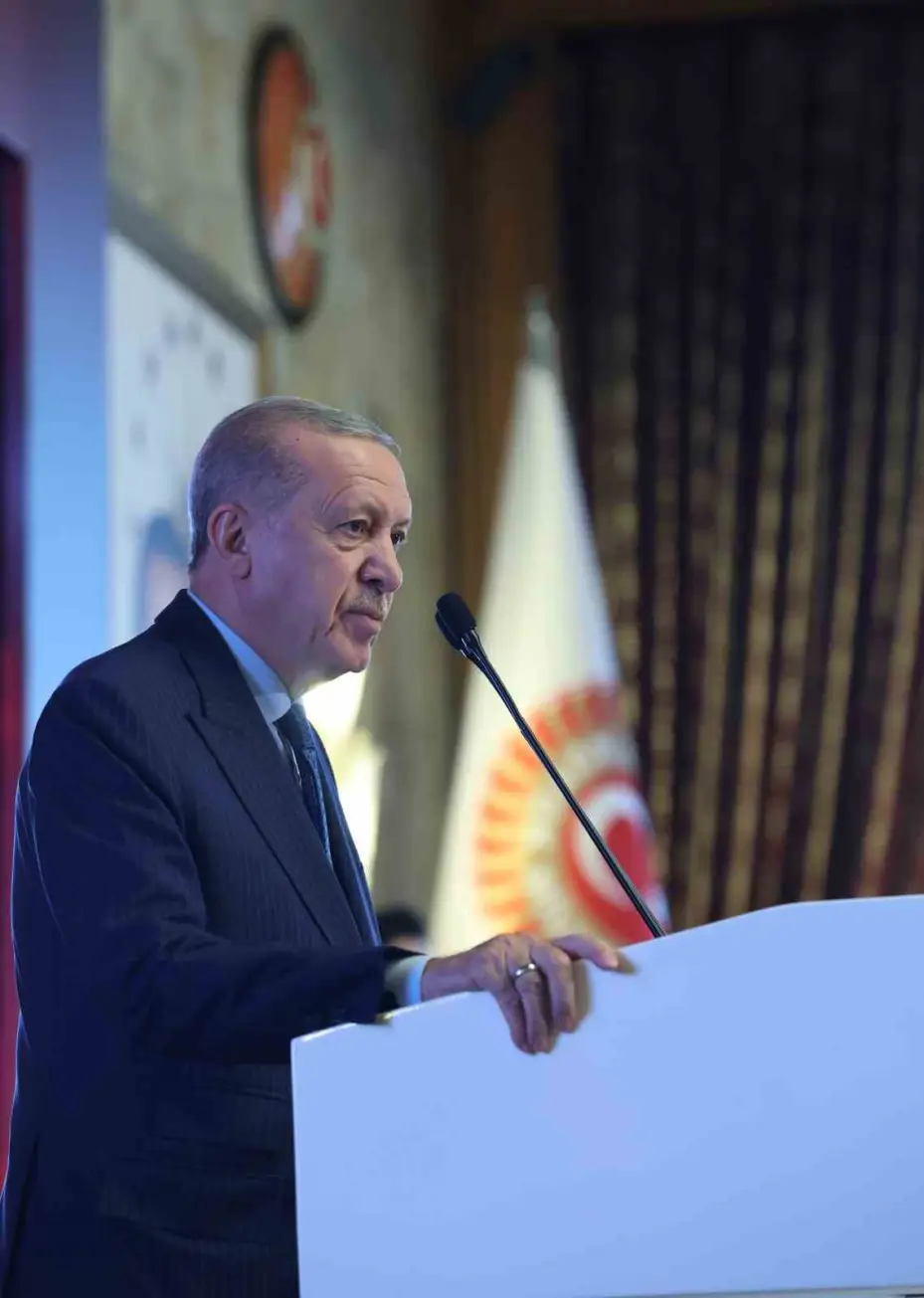 Cumhurbaşkanı Erdoğan: "Çok kutuplu dünyada Türkiye’miz yeni bir kutup başı olarak İnşallah hak ettiği yeri alacaktır"
