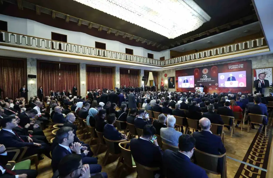 Cumhurbaşkanı Erdoğan: "Çok kutuplu dünyada Türkiye’miz yeni bir kutup başı olarak İnşallah hak ettiği yeri alacaktır"