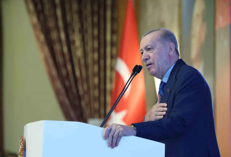 Cumhurbaşkanı Erdoğan: "Çok kutuplu dünyada Türkiye’miz yeni bir kutup başı olarak İnşallah hak ettiği yeri alacaktır"